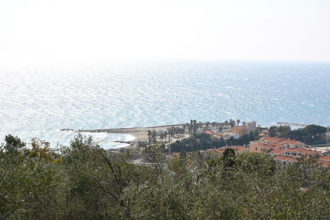 La Torretta Villa Imperia Exterior foto